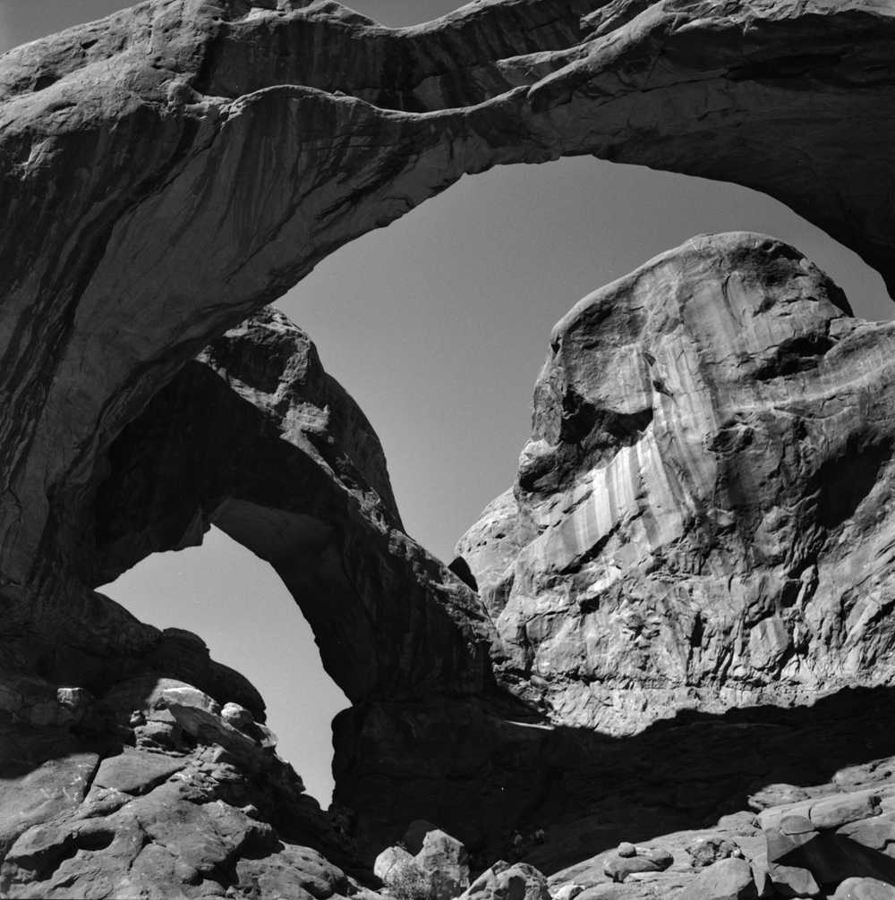 arches bw