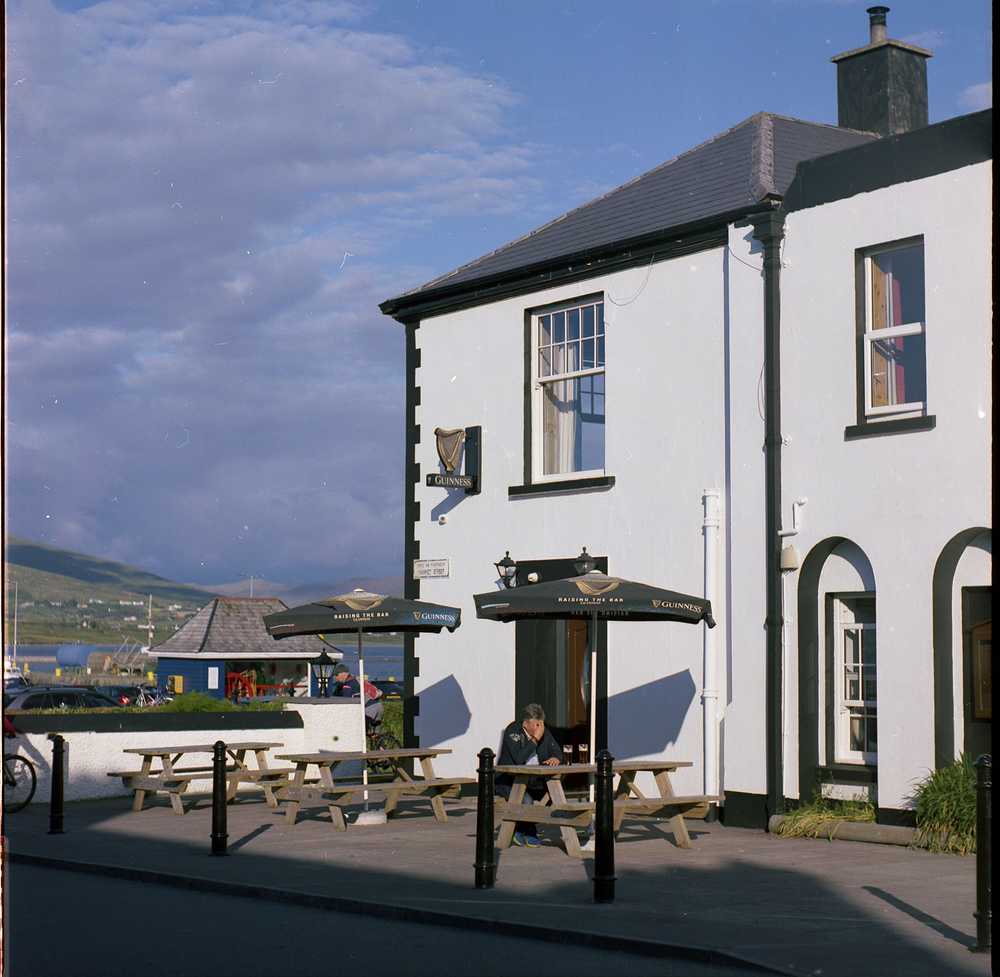 valentia-pub
