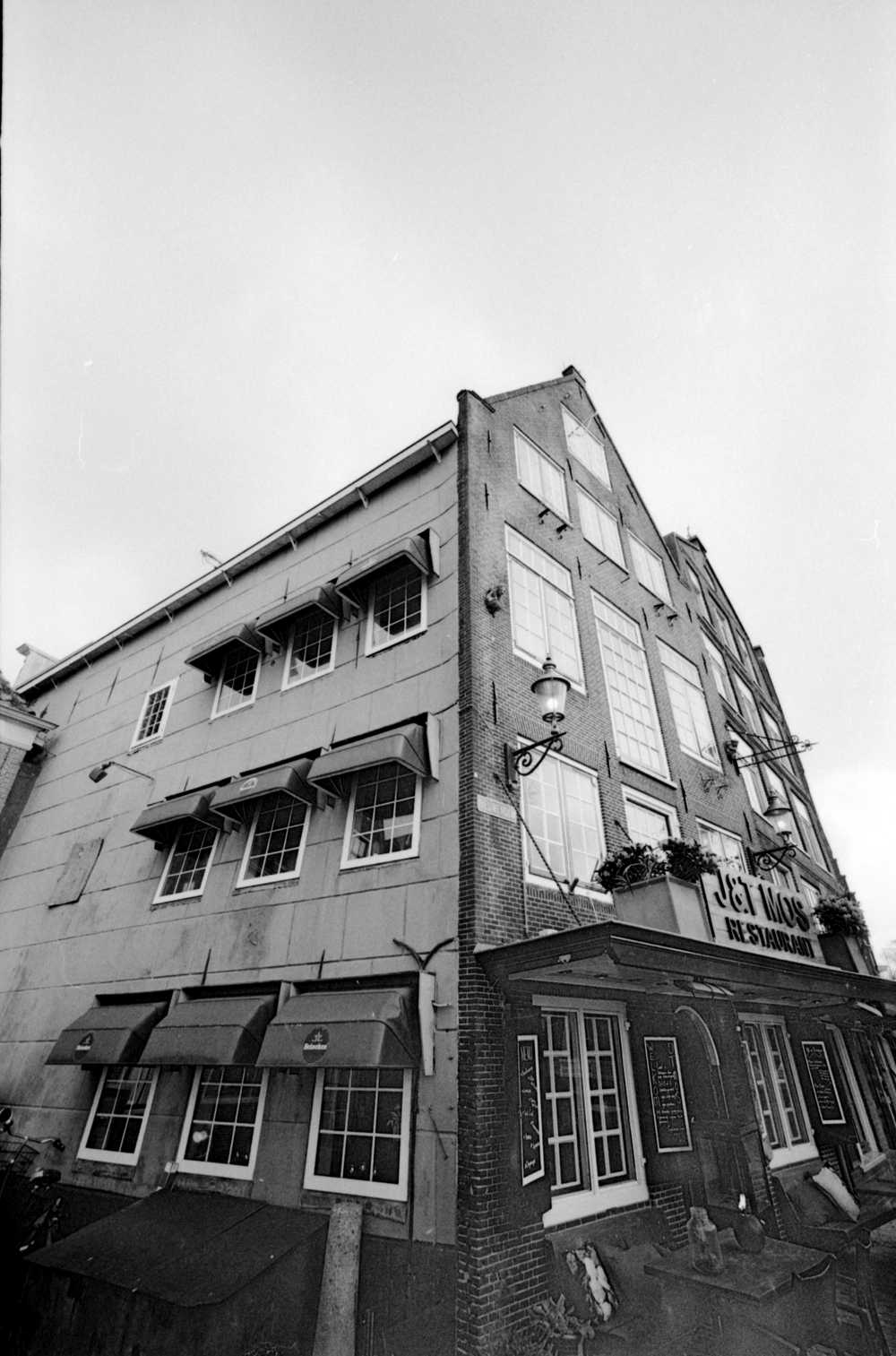 fp4 architecture